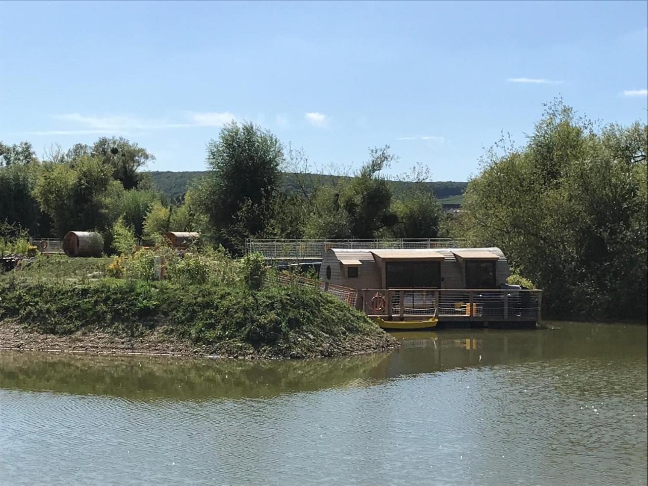 Lodges Des Grands Crus Chablis Buitenkant foto