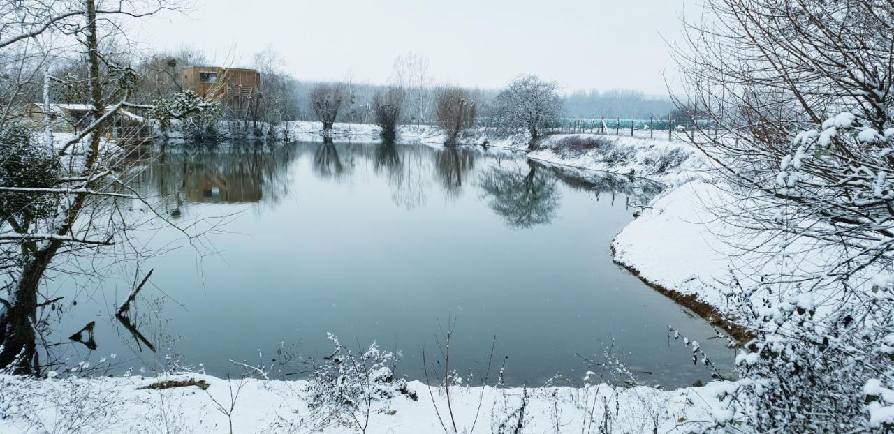 Lodges Des Grands Crus Chablis Buitenkant foto